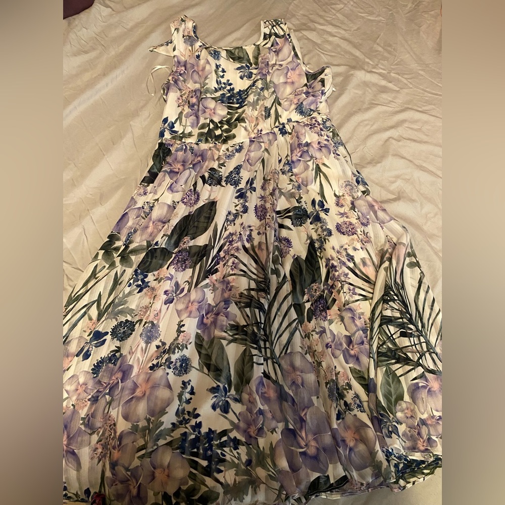 dress.